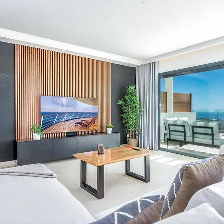 Apartamento Vivi Homes - The Heights Pool, Gym, Sauna, Terrace & Sea View La Cala De Mijas