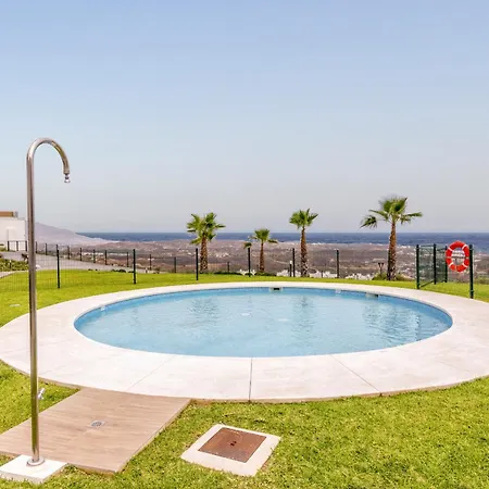 Vivi Homes - The Heights Pool, Gym, Sauna, Terrace & Sea View *
